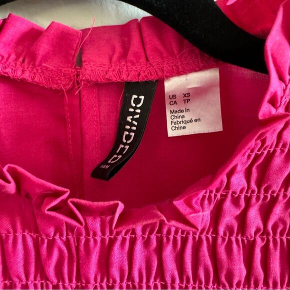 H&M smocked puff sleeved Blouse top - Picture 2 of 4